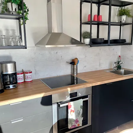 Apartamento Kiva 1-4hloe, 500m Keskustaan, Parkkipaikka