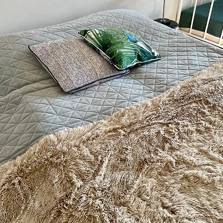 Apartament Kiva Majoitus 1-4hloe, 500m Keskustaan, Parkkipaikka Oulu