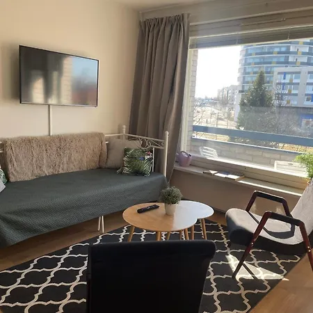 Kiva 1-4hloe, 500m Keskustaan, Parkkipaikka Όουλου