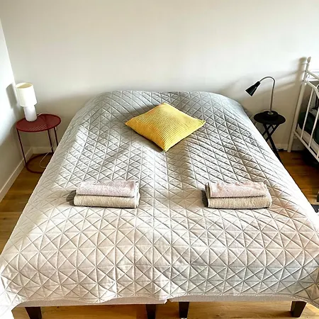 Apartamento Kiva 1-4hloe, 500m Keskustaan, Parkkipaikka Oulu