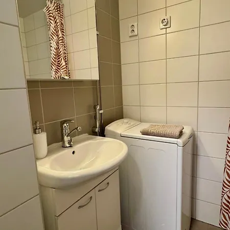 Kiva 1-4hloe, 500m Keskustaan, Parkkipaikka Oulu