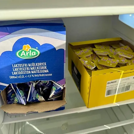 Kiva 1-4hloe, 500m Keskustaan, Parkkipaikka