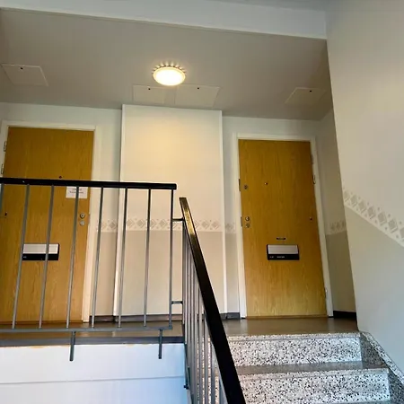Apartment Kiva Majoitus 1-4hloe, 500m Keskustaan, Parkkipaikka