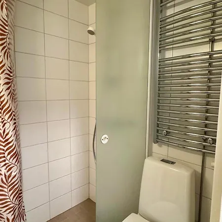 Kiva Majoitus 1-4hloe, 500m Keskustaan, Parkkipaikka Apartment *